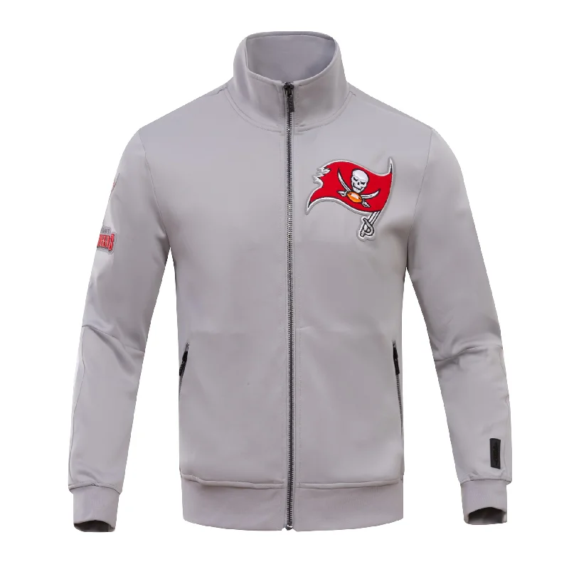 NFL TAMPA BAY BUCCANEERS CLASSIC MEN'S TRACK JACKET (GRAY)