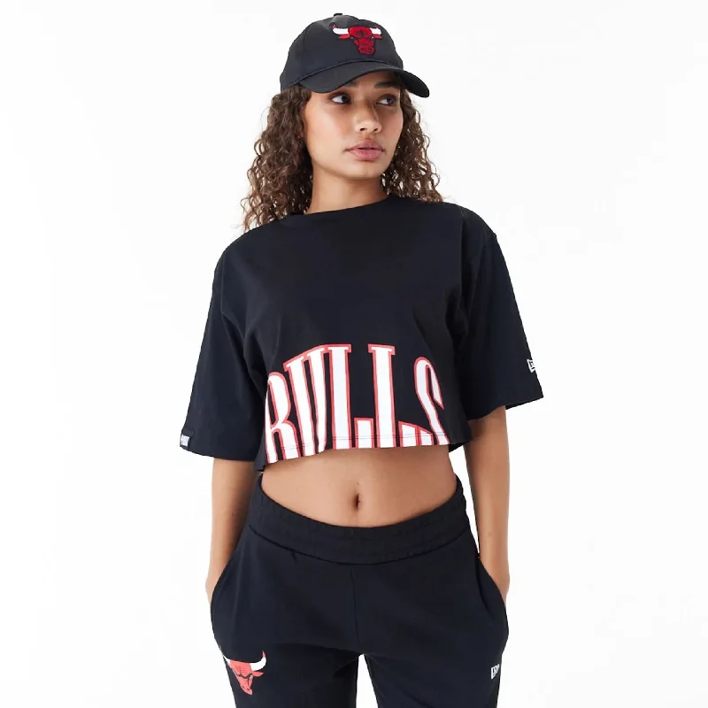 Chicago Bulls Womens NBA Team Wordmark Black Crop T-Shirt