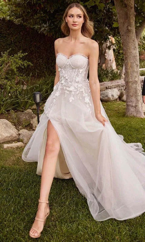 Ladivine CD859W - Sweetheart Lace Appliqued Bridal Gown